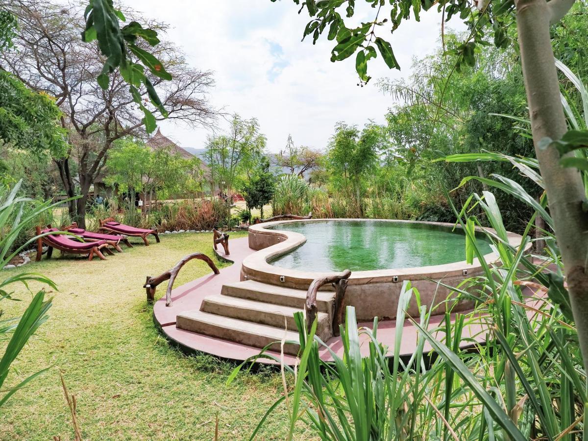 Lake Natron Maasai Giraffe Eco Lodge And Camping Mtowabaga Exterior photo