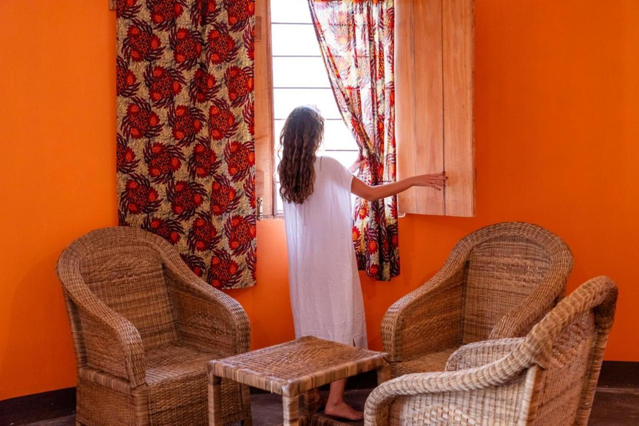 Lake Natron Maasai Giraffe Eco Lodge And Camping Mtowabaga Exterior photo